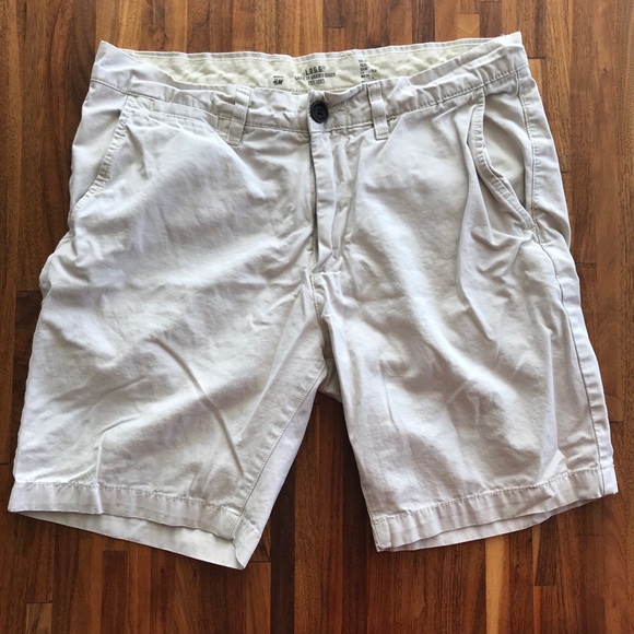 H&M Other - H&M mens cream shorts